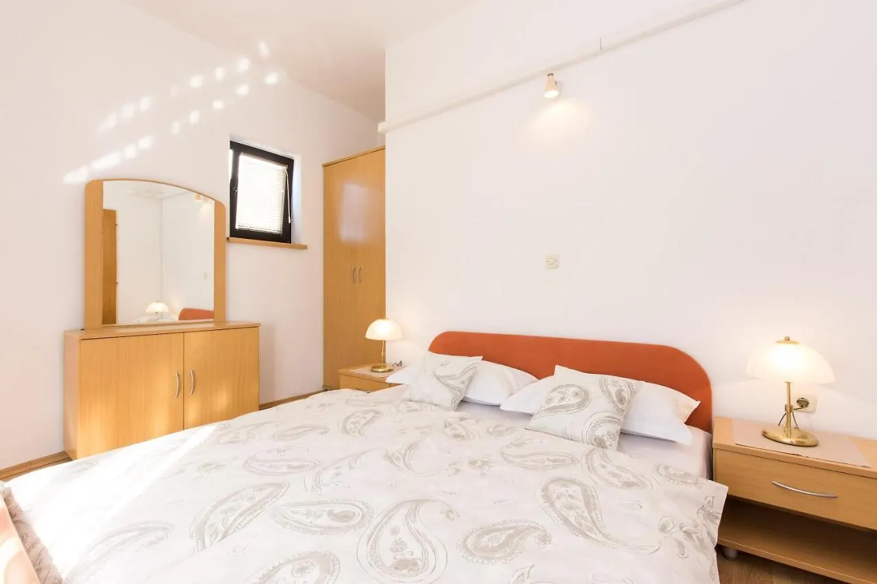 Apartment Villa Paradiso Punat