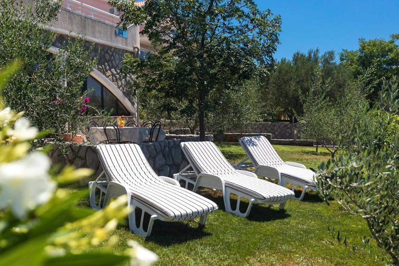 Apartment Villa Paradiso Punat Croatia